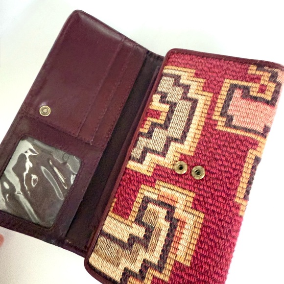 Patricia Nash Peruvian Tapestry Terresa Wallet Boho Southwestern Hippie Kilim - Picture 3 of 5